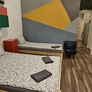  Appartamento Cheerful And Cozy 2 Bedrooms 2 Bathrooms With Location Ungheria