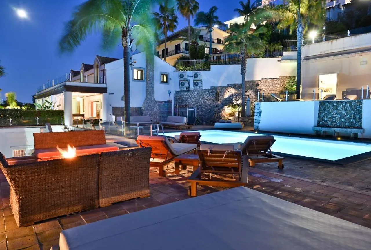 Apartment Villa Zagara Garden Spectacular Sea View In Taormina Italy